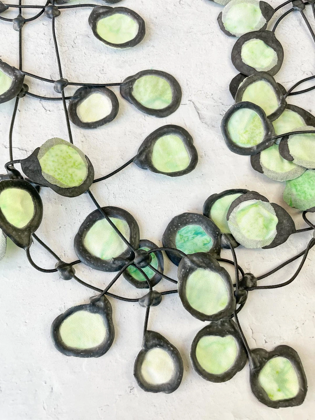 Annemieke Broenink Annemieke Broenink Batik Poppy Necklace, Honeydew Ink