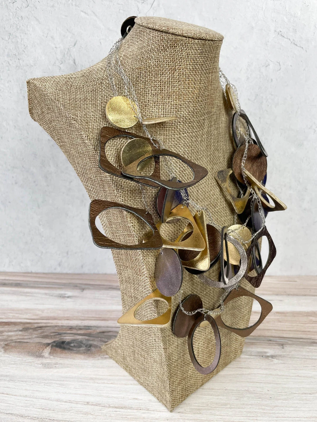 Beyond Threads Art Deco Necklace, Metallic