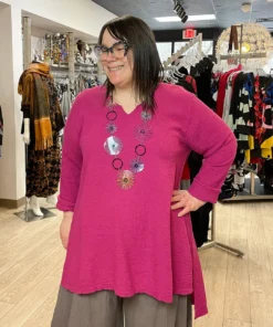 Bodil Notch Neck Hi Lo Tunic, Dragonfruit Bodil