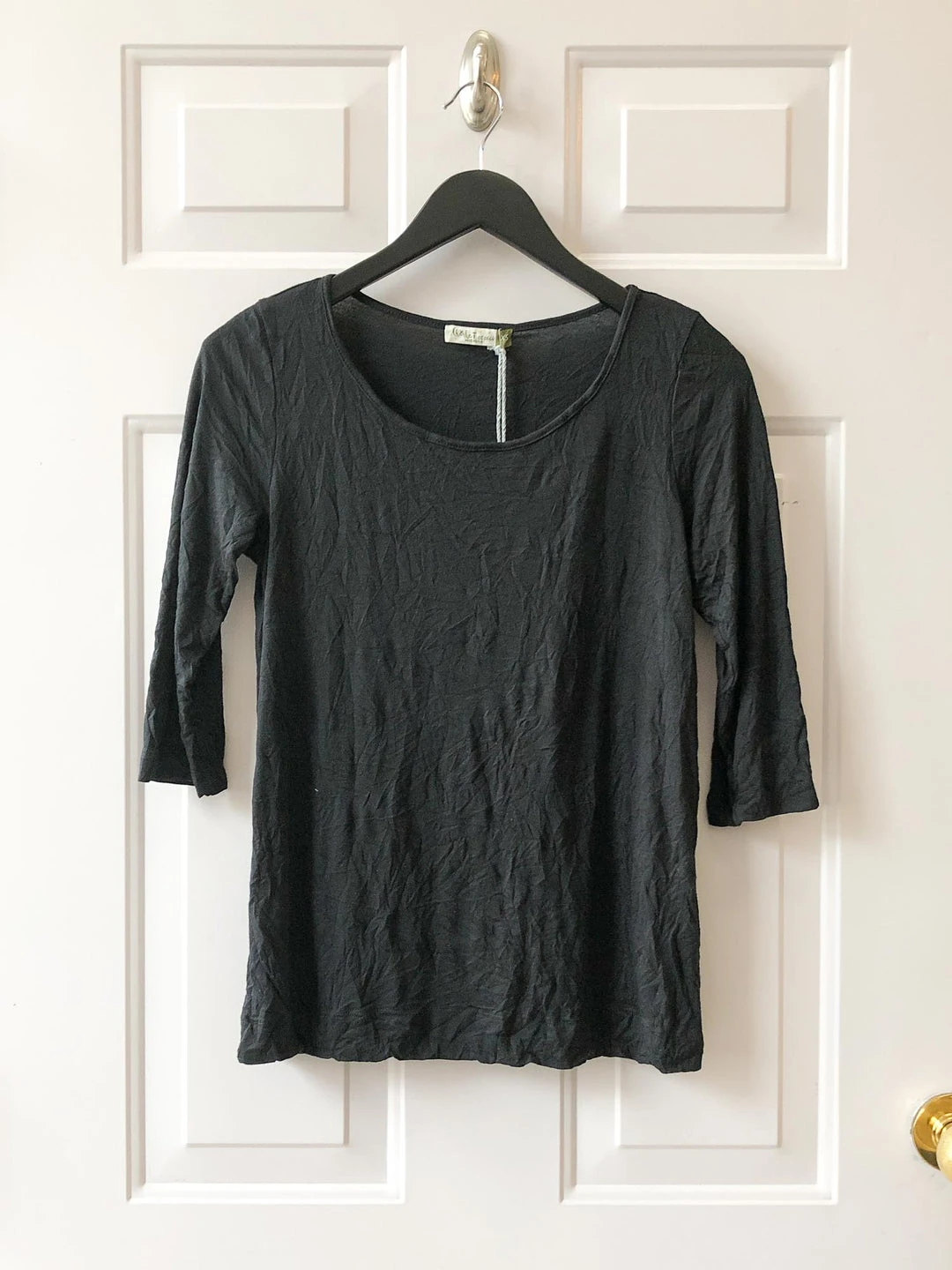 Chalet Crinkle 3/4 Sleeve Basic Top, Black Chalet Et Ceci