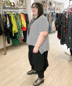 Dress To Kill Tea Shirt, White Black Stripe Lycra