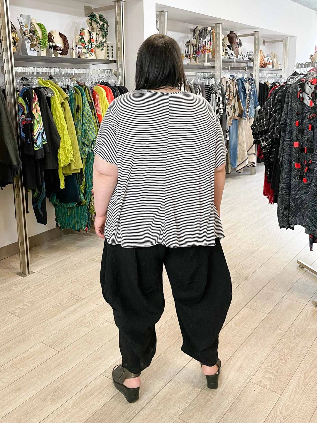 Dress To Kill Tea Shirt, White Black Stripe Lycra