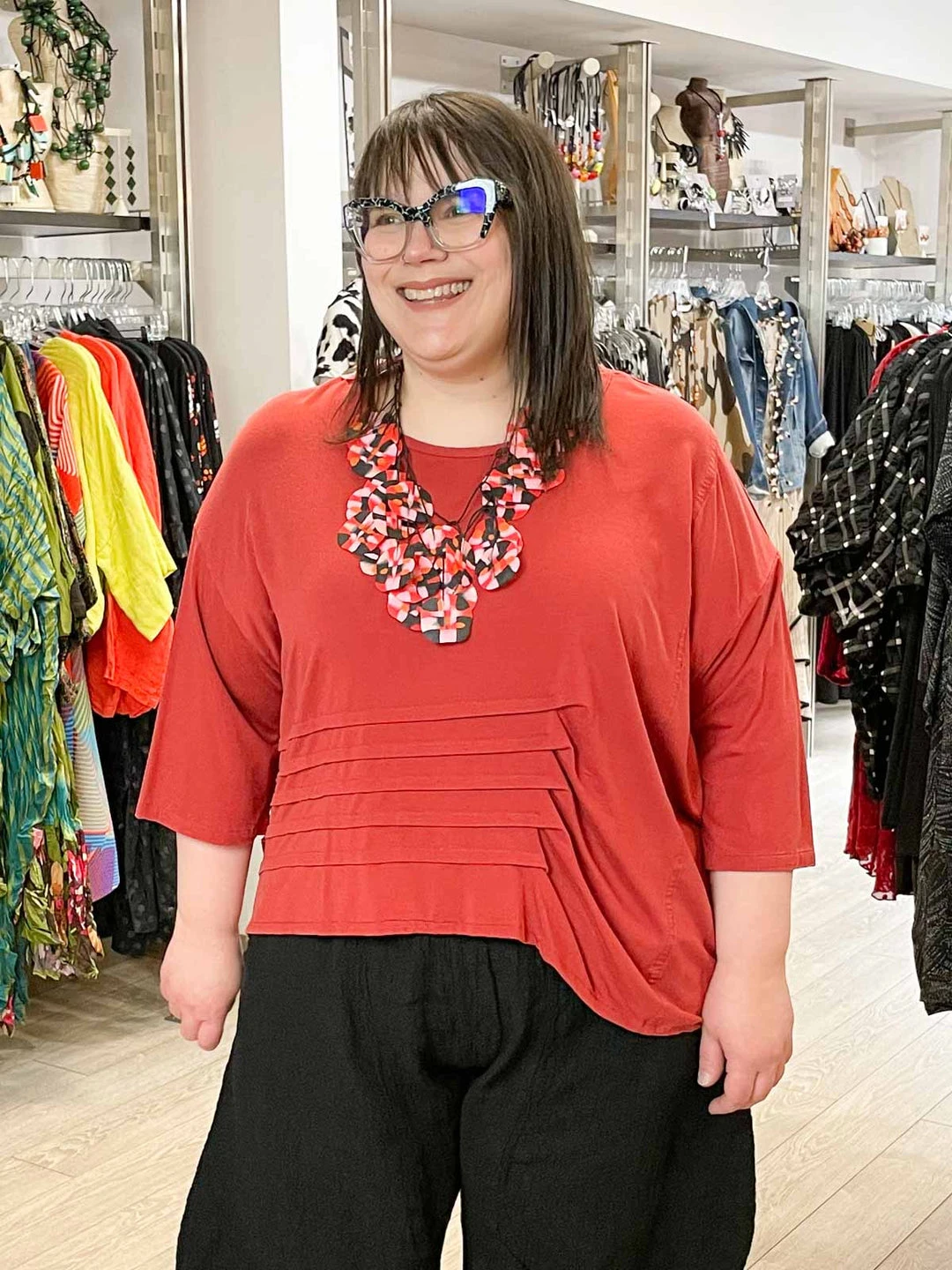 Dress To Kill Dress To Kill Tuck Pullover, Cayenne