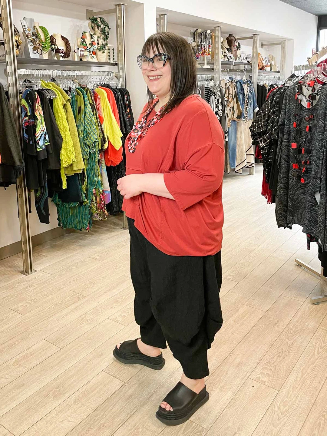 Dress To Kill Dress To Kill Tuck Pullover, Cayenne