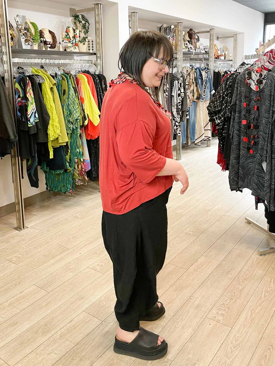 Dress To Kill Dress To Kill Tuck Pullover, Cayenne