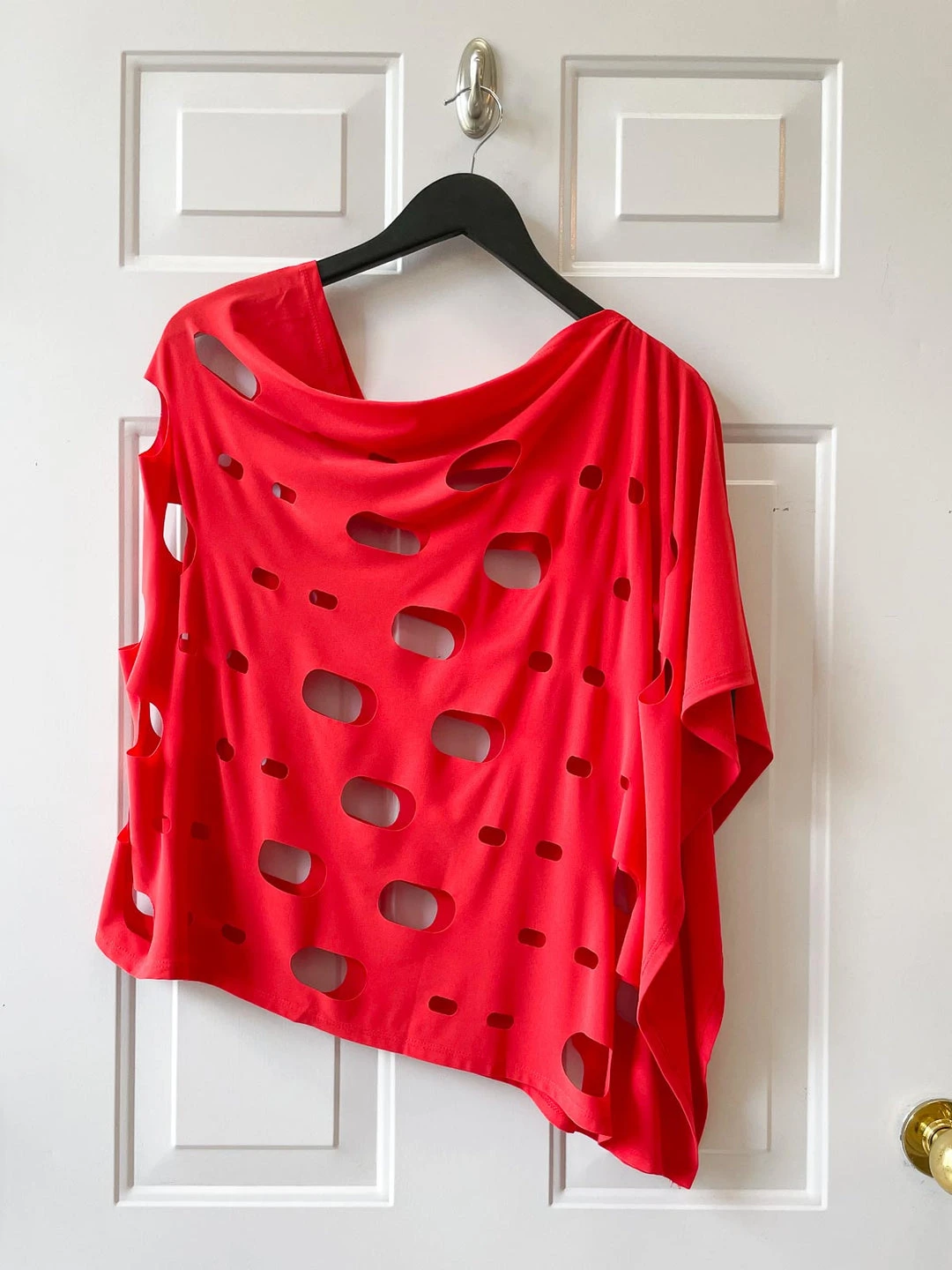 Kozan Daphne Topper, Coral Cut-Out Kozan