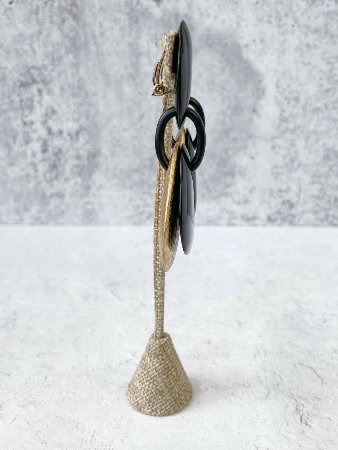 Monies Rio Earclips, Black/Gold