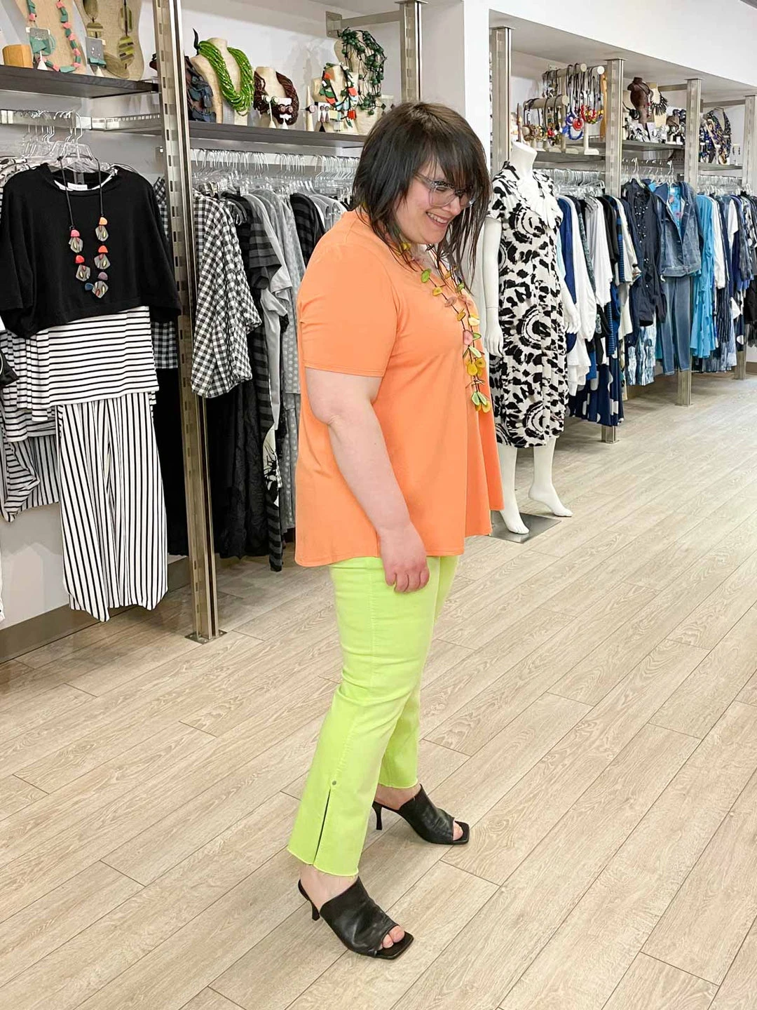 Pure Essence Pure Essence Short Sleeve V-Neck Top, Apricot