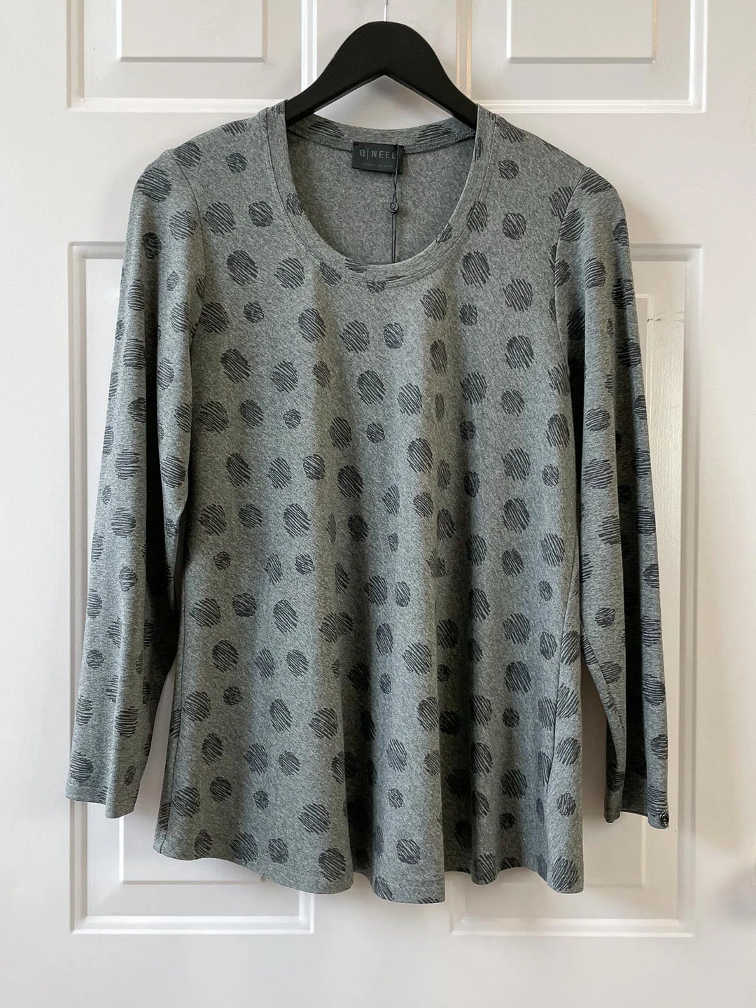 Q'Neel Scribble Dot Scoop Neck Top, Grey Q'Neel