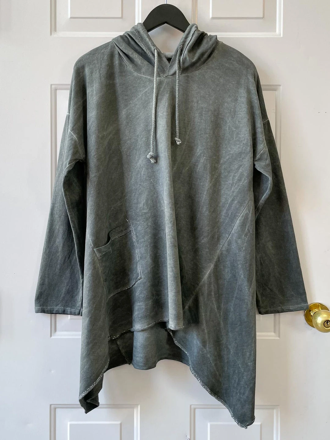 Tempo Paris Pocket Hi Lo Hoodie Top, Grey Tempo Paris