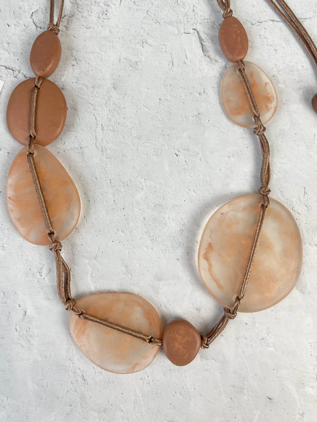 Zsiska Zsiska Sabaai 8 Bead Necklace, Camel